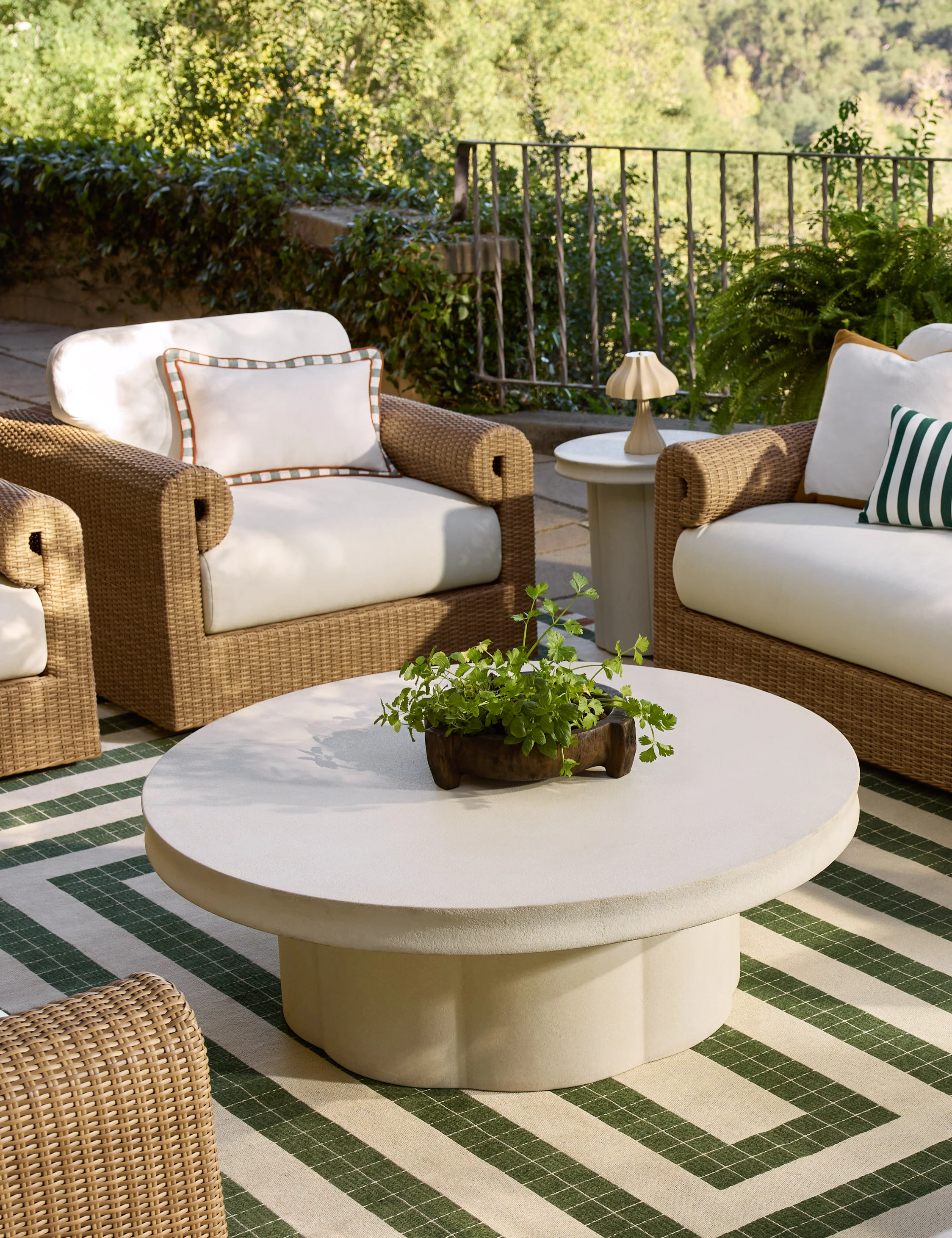 Balla Outdoor Swivel Accent Chair - Image 3