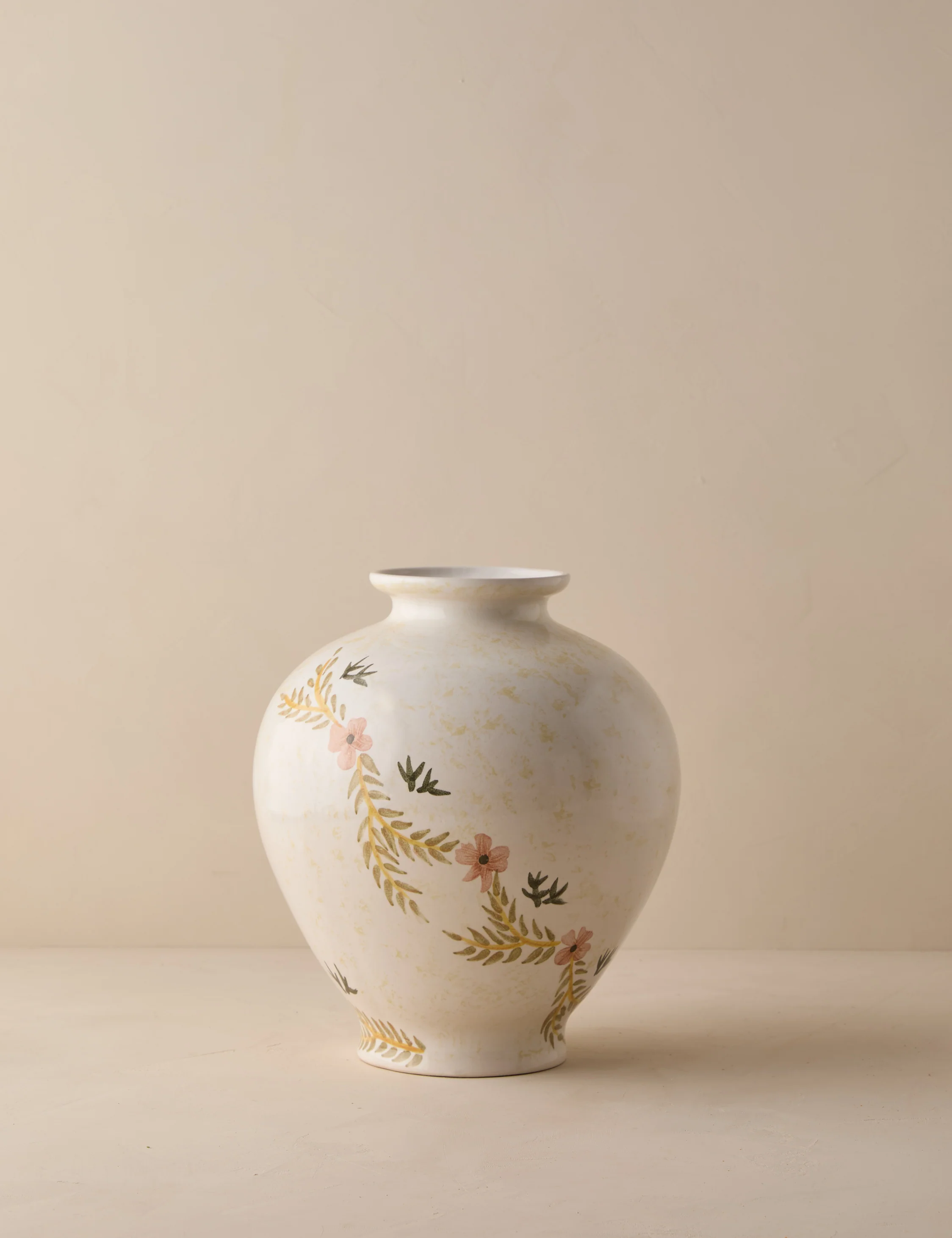 Bea Vase by Heidi Caillier - Image 3
