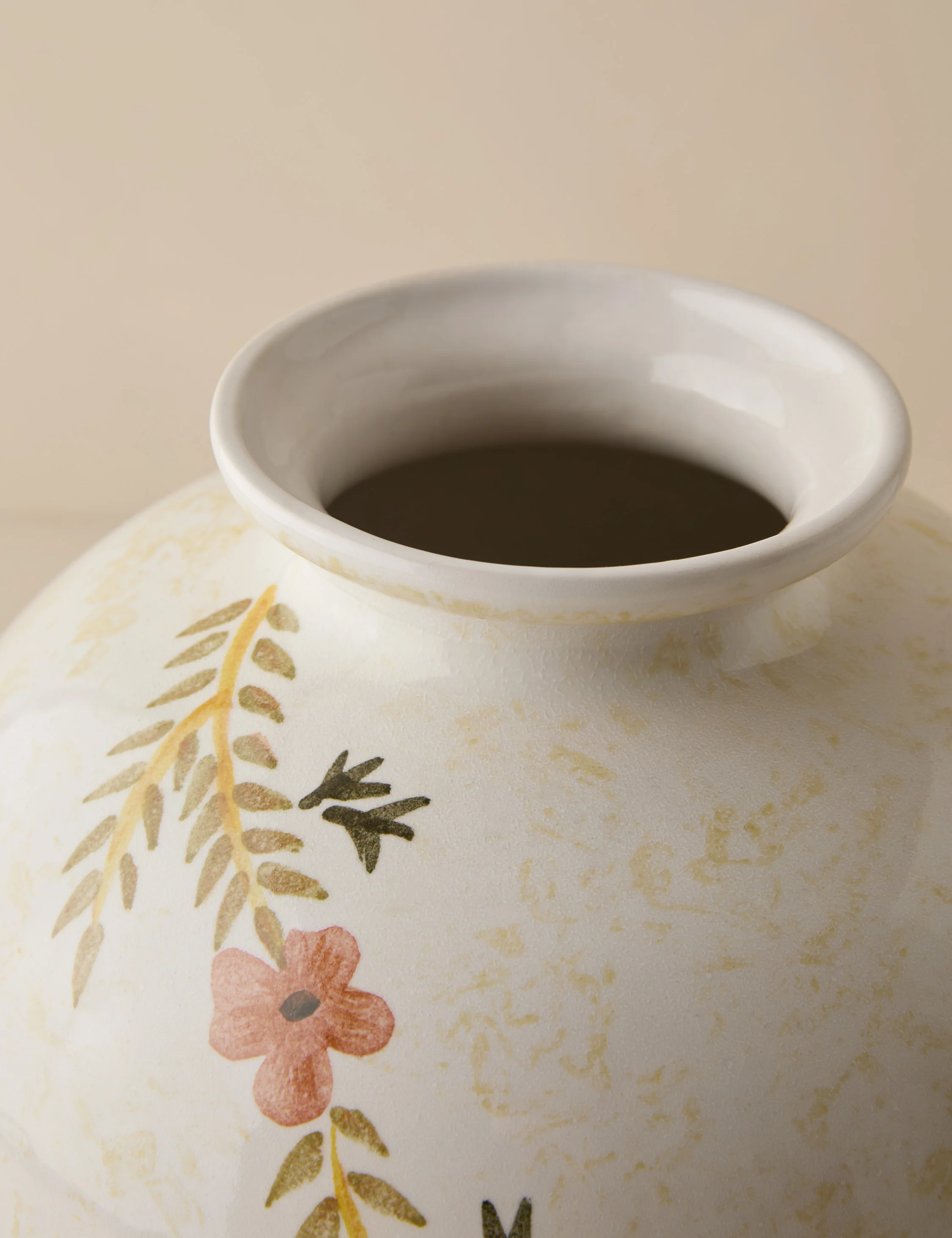 Bea Vase by Heidi Caillier - Image 5