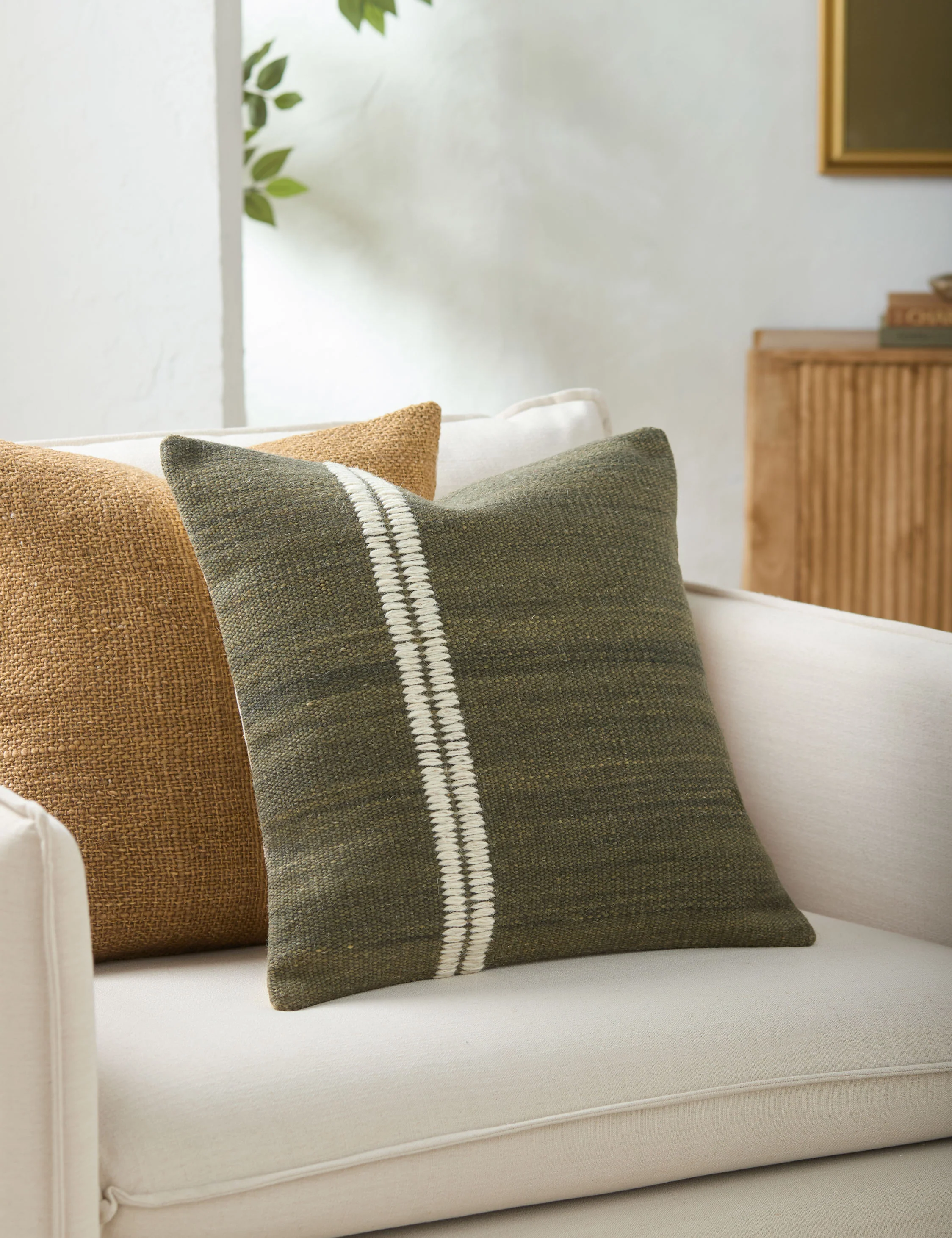 Berriz Pillow - Image 10