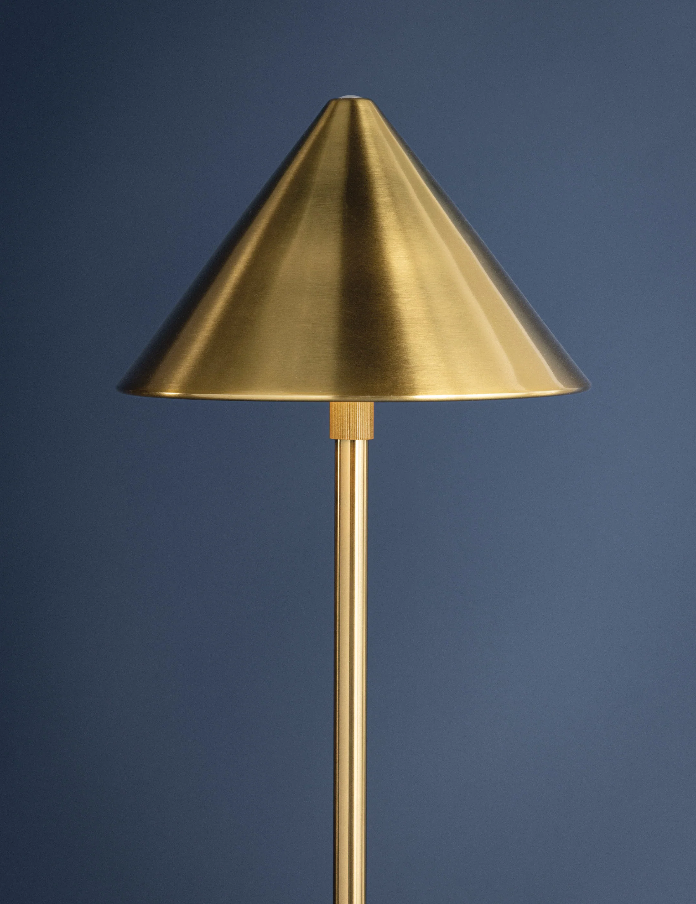 Brasseur Cordless Floor Lamp - Image 3