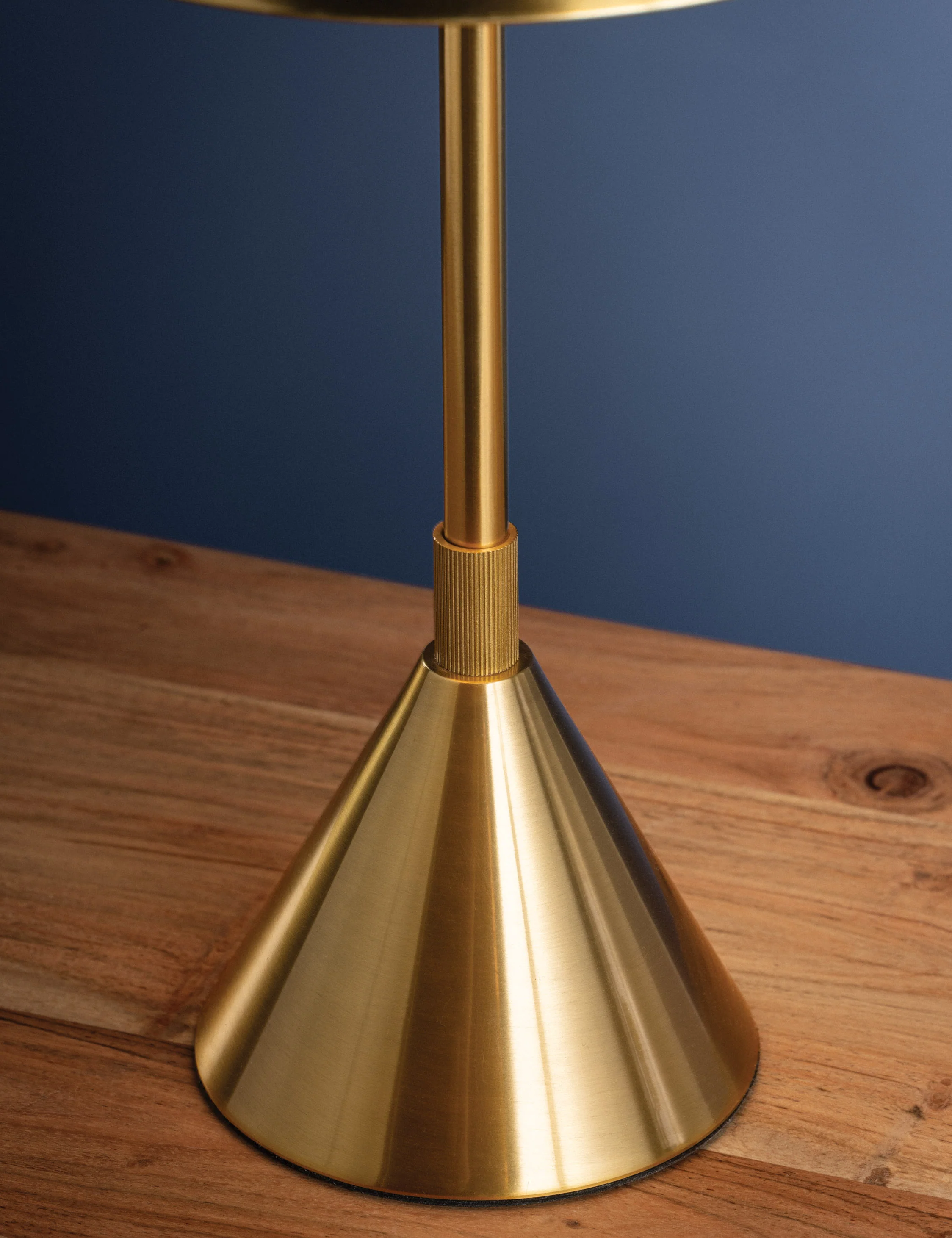 Brasseur Cordless Table Lamp - Image 4