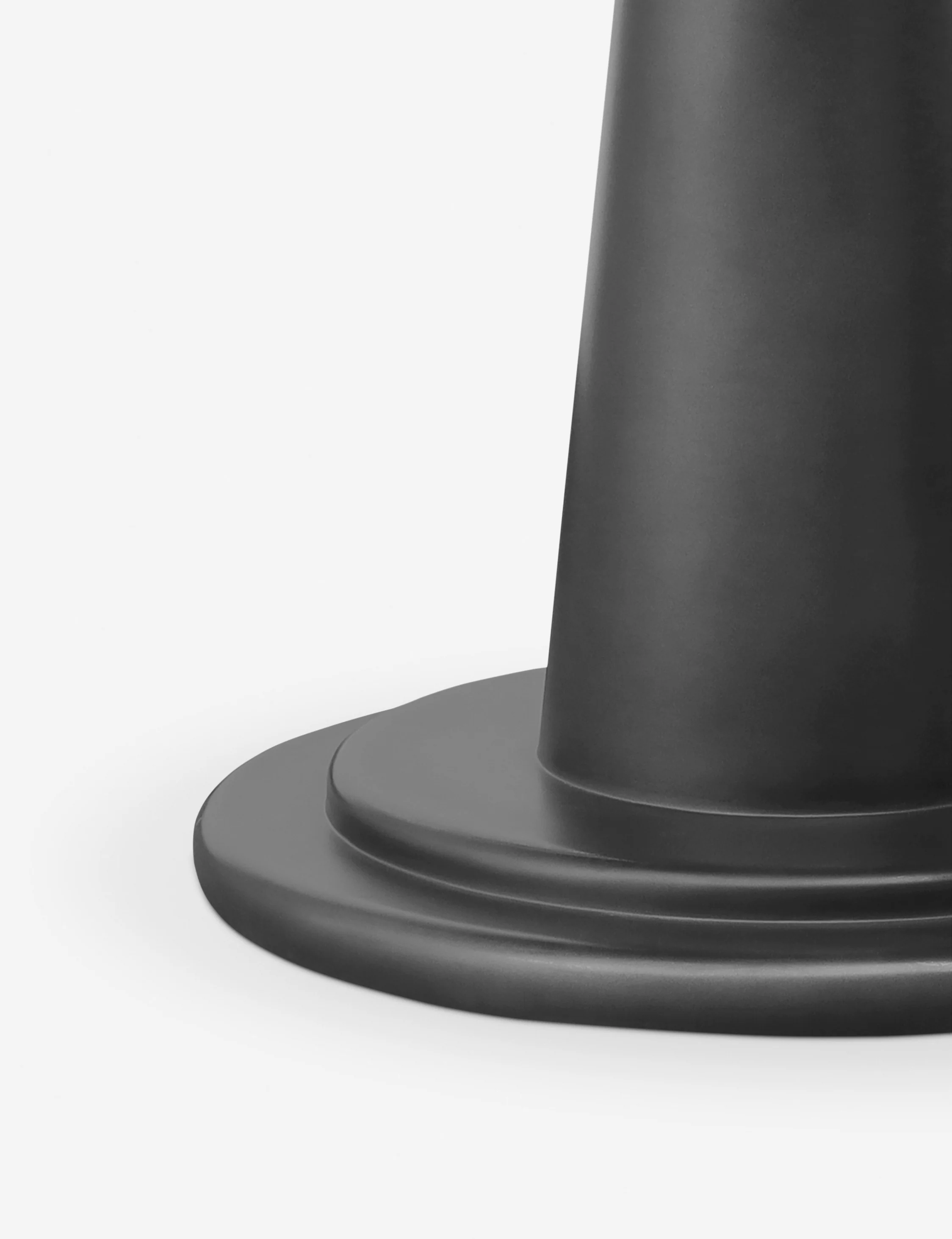 Brio Round Outdoor Dining Table - Image 2