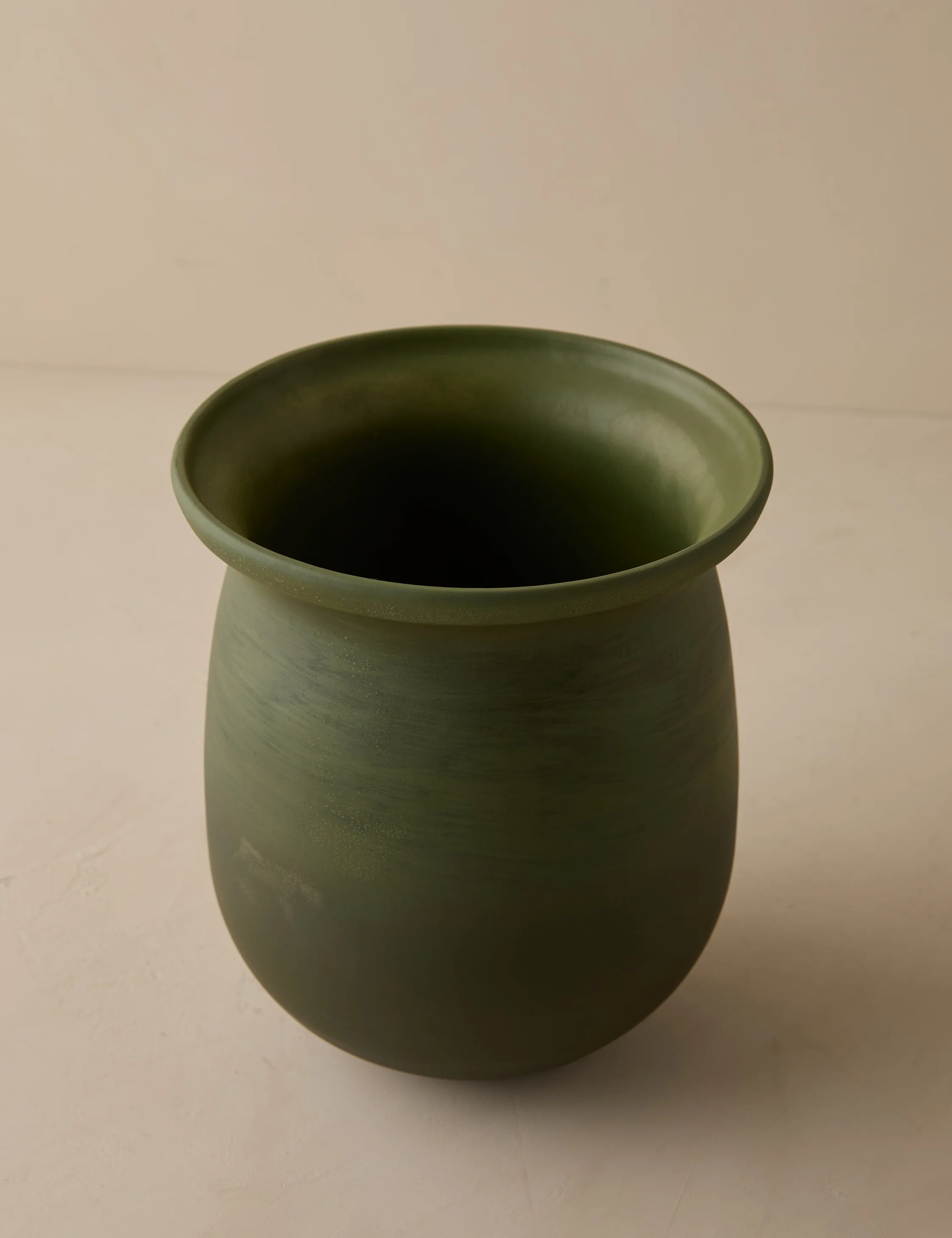 Campden Vase by Heidi Caillier - Image 5