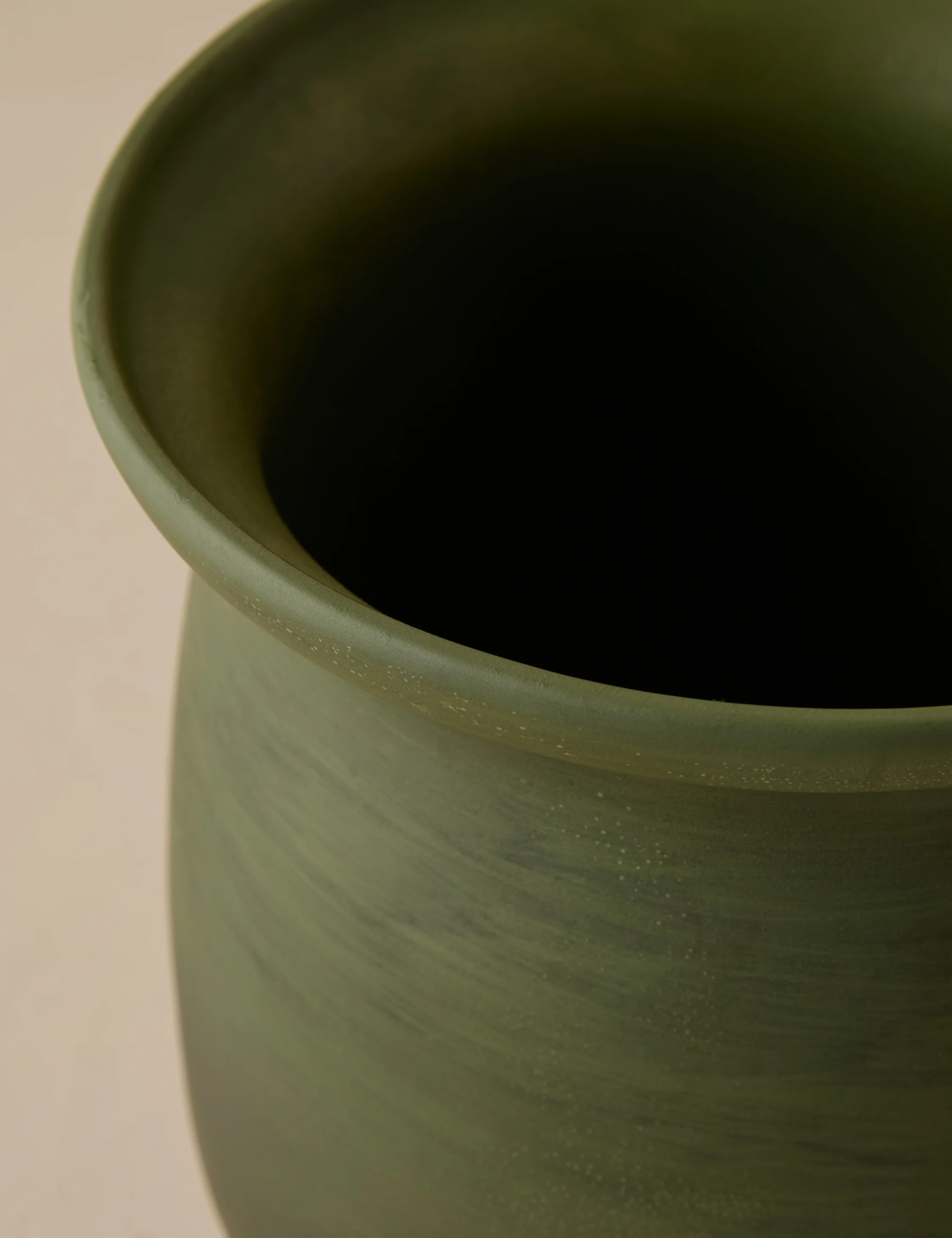 Campden Vase by Heidi Caillier - Image 6