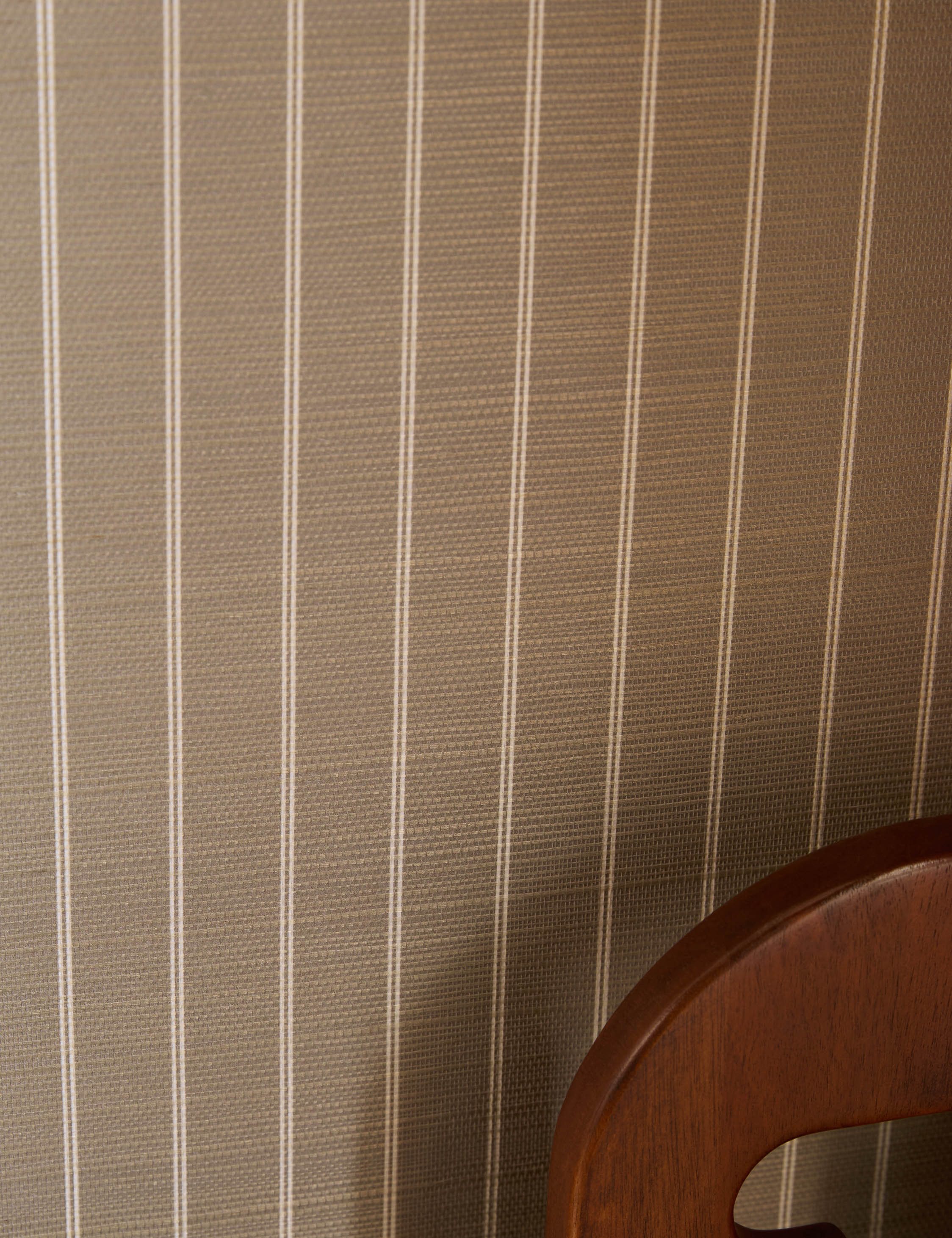 Carnegie Grasscloth Wallpaper - Image 3