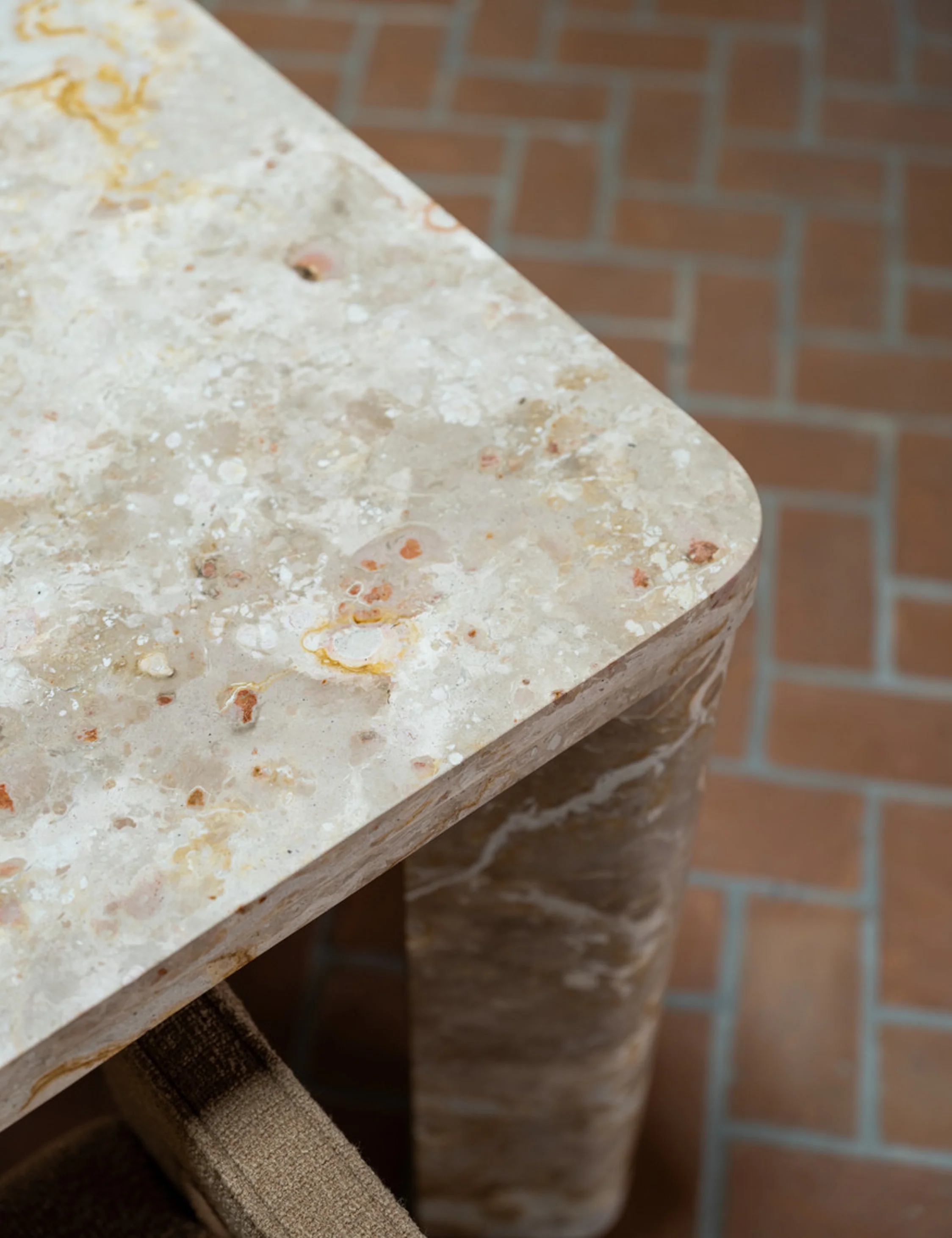 Cato Dining Table - Image 8