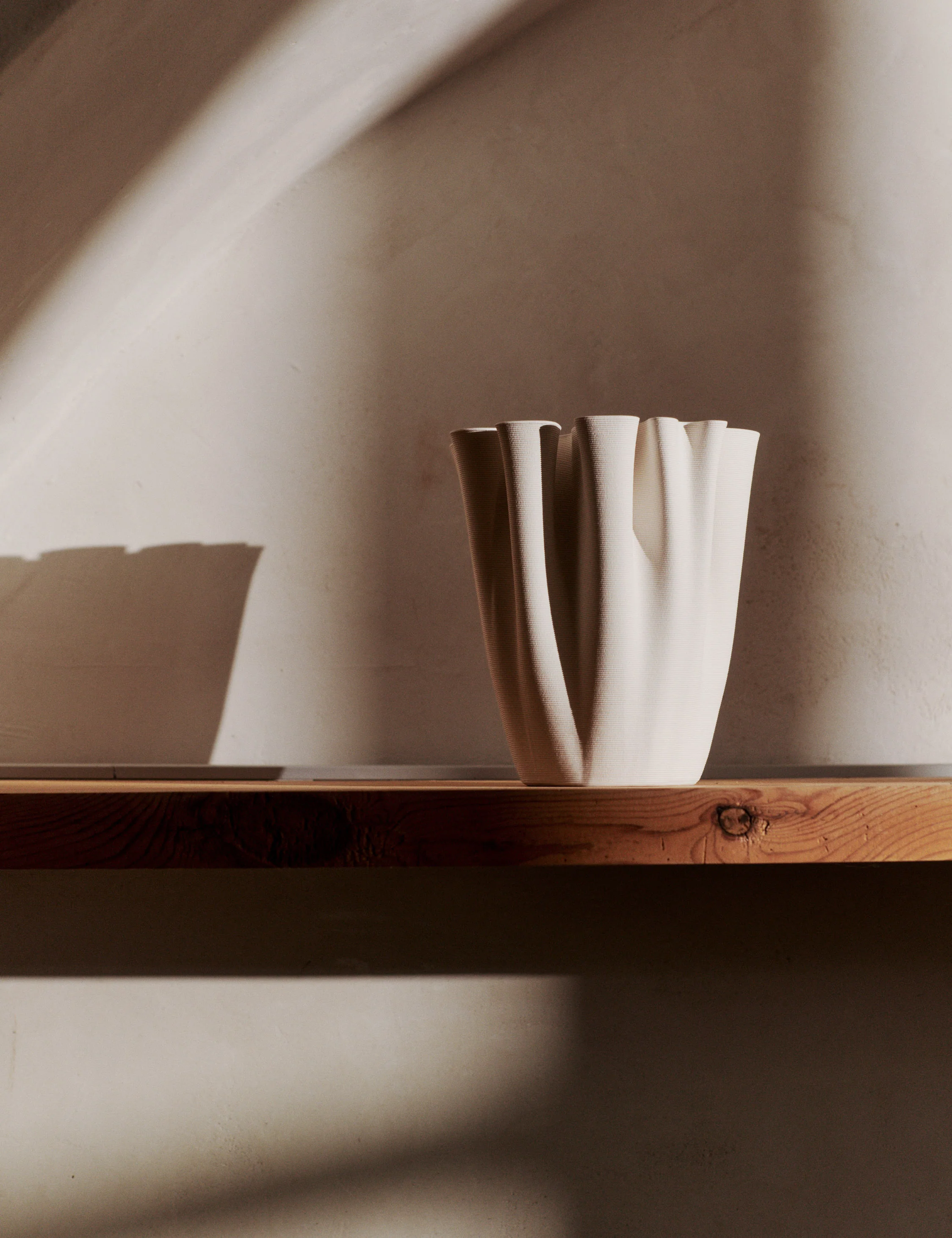 Dedali Vase by Ferm Living - Image 7