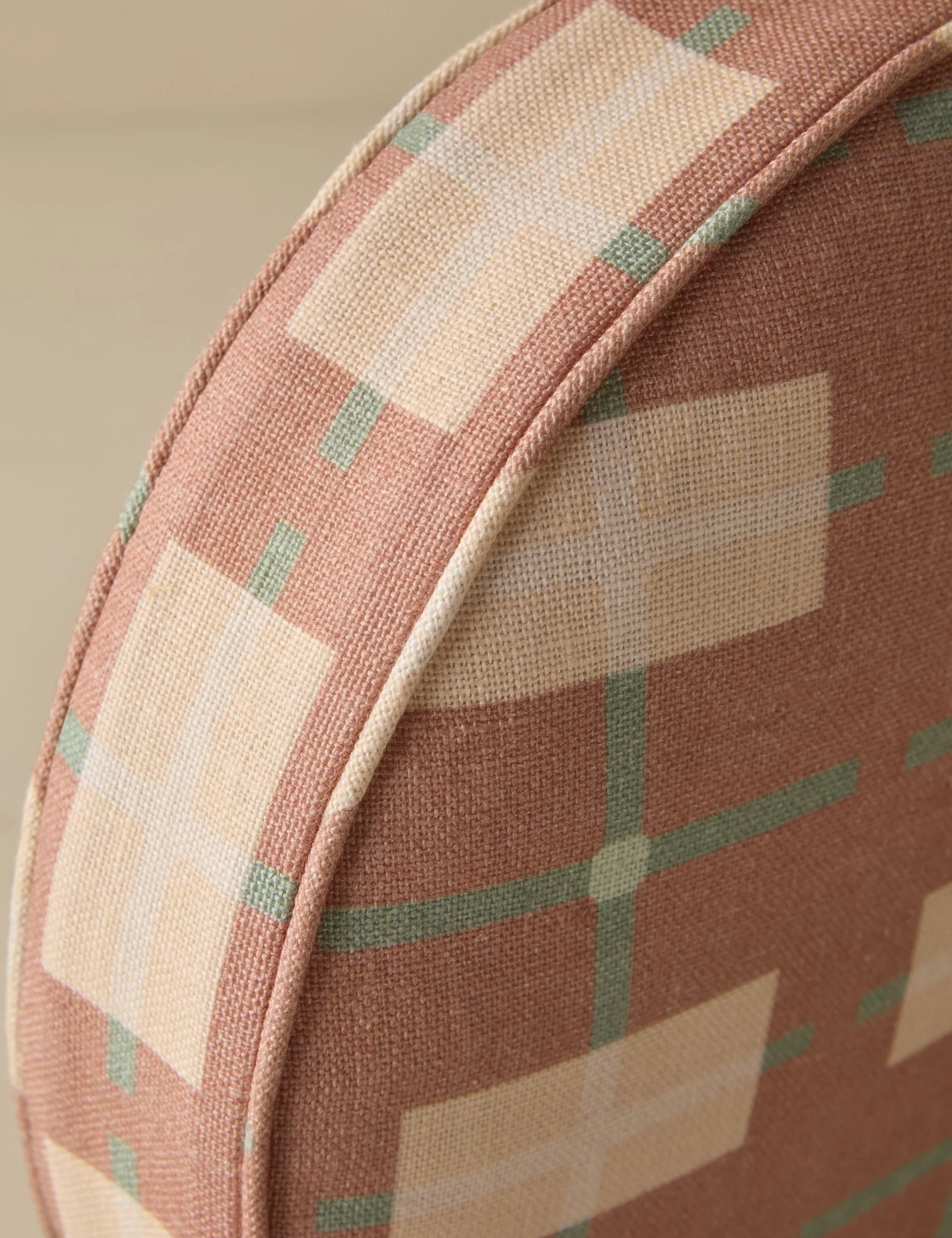 Esmark Linen Pillow - Image 6