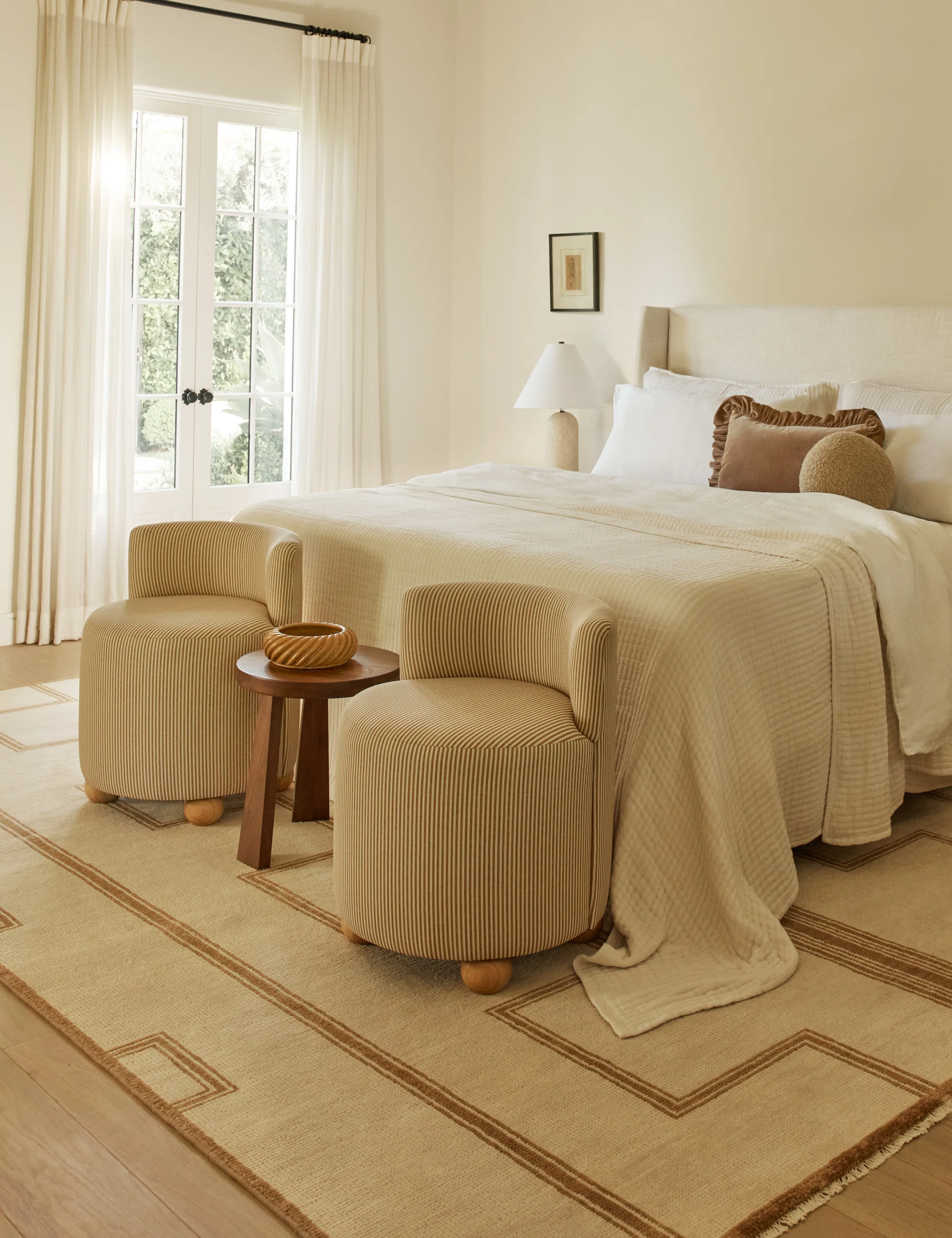 Fernsby Accent Chair - Image 92