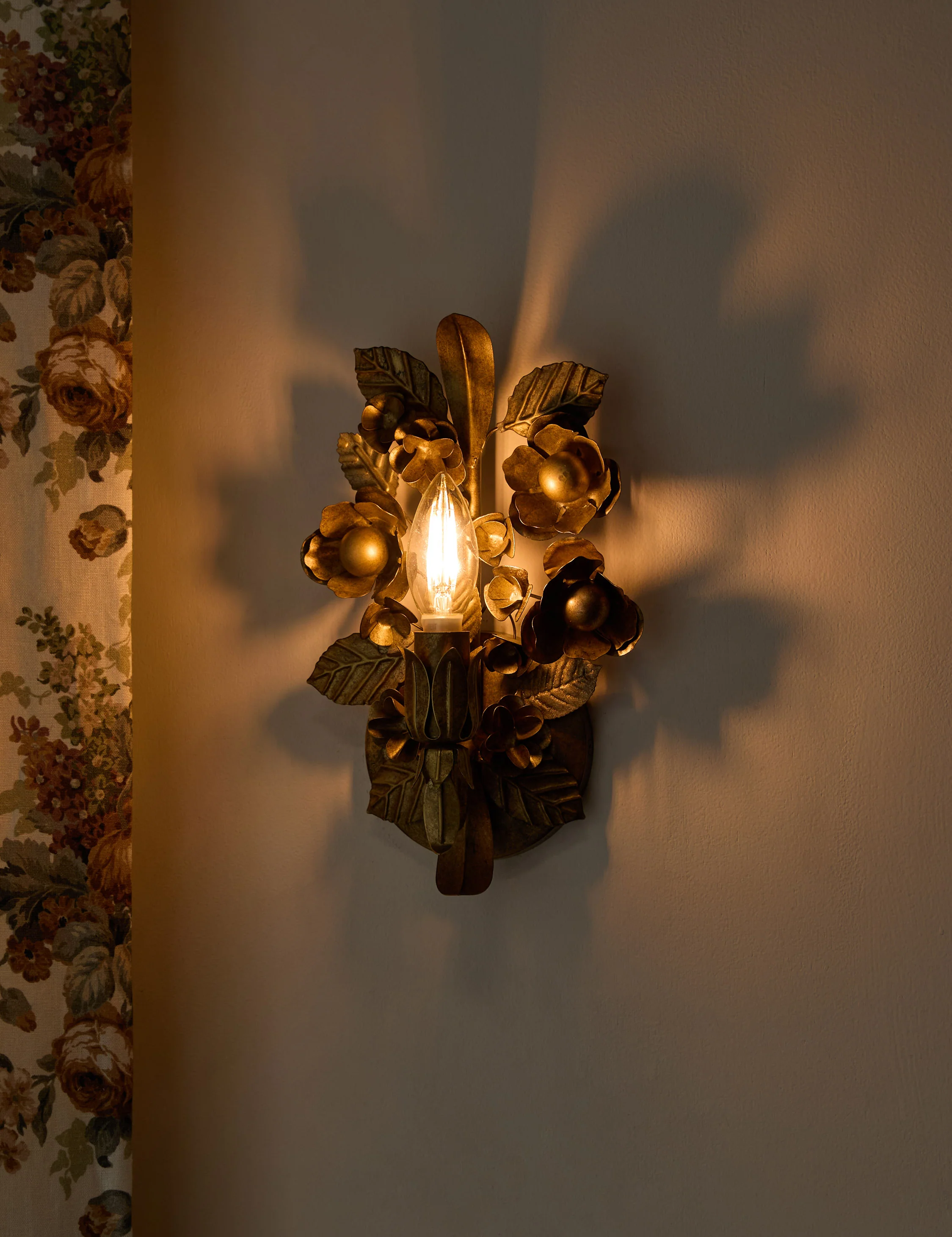 Garda Sconce by Heidi Caillier - Image 3