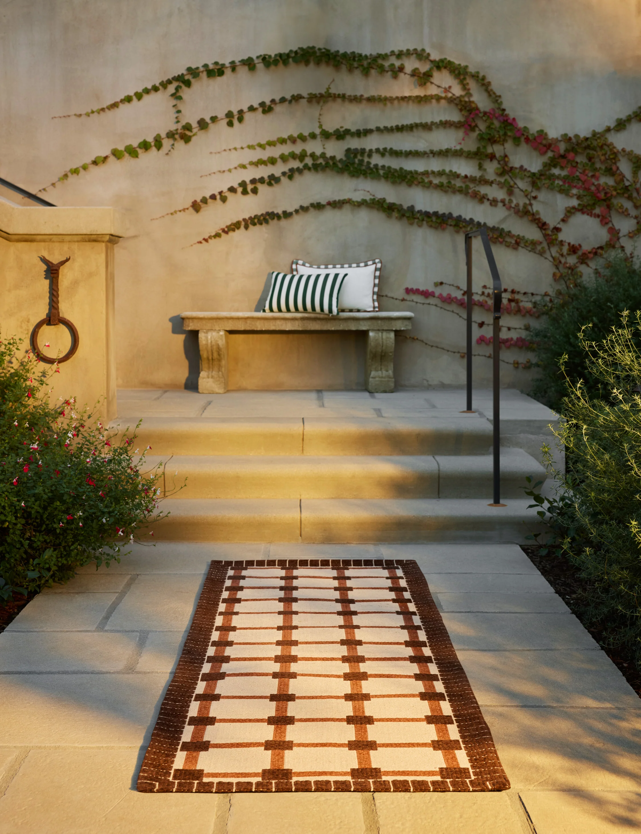 Goddard Indoor / Outdoor Rug - Image 4