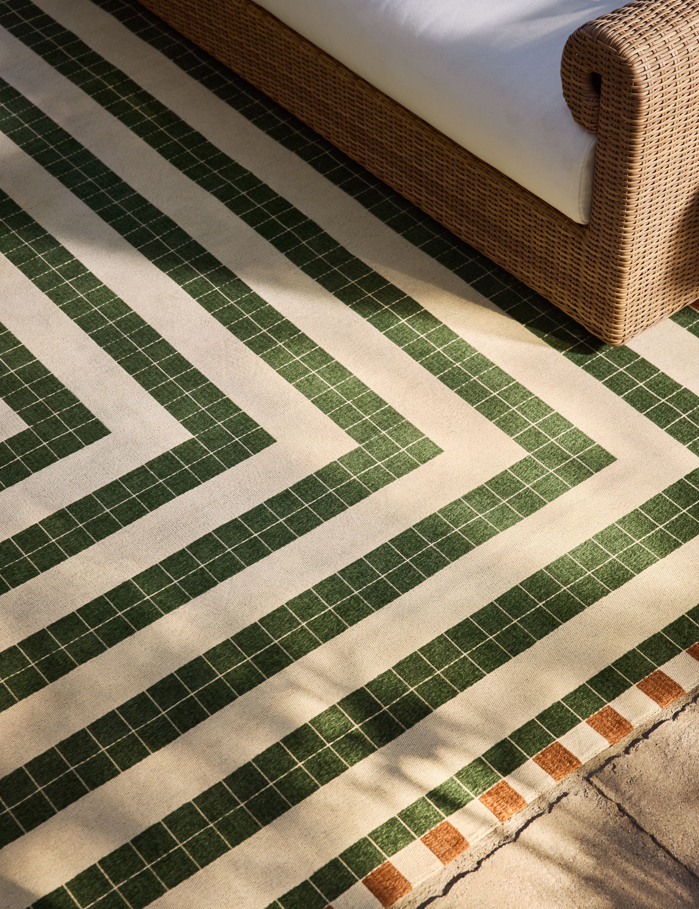 Kirst Indoor / Outdoor Rug - Image 10