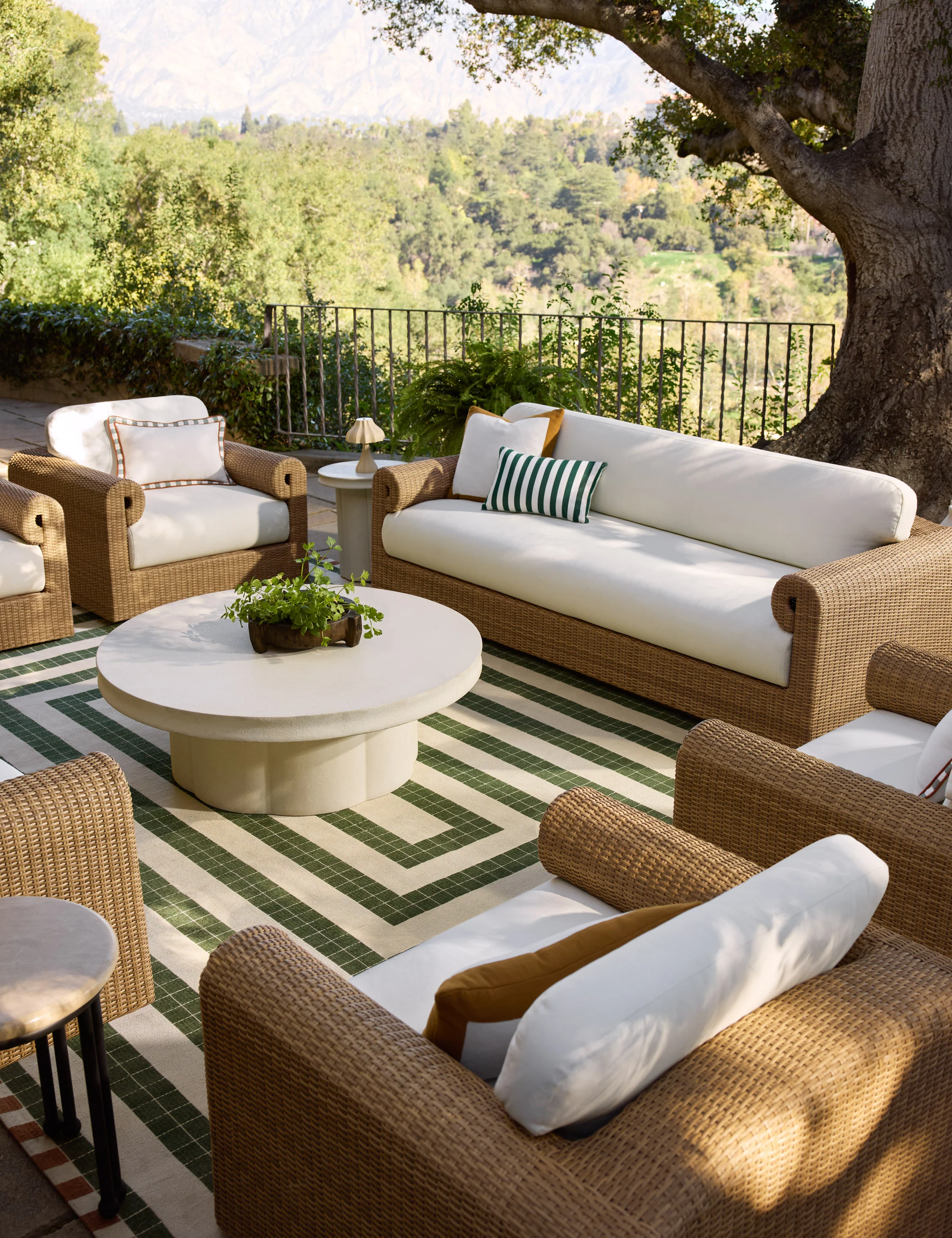 Kirst Indoor / Outdoor Rug - Image 6