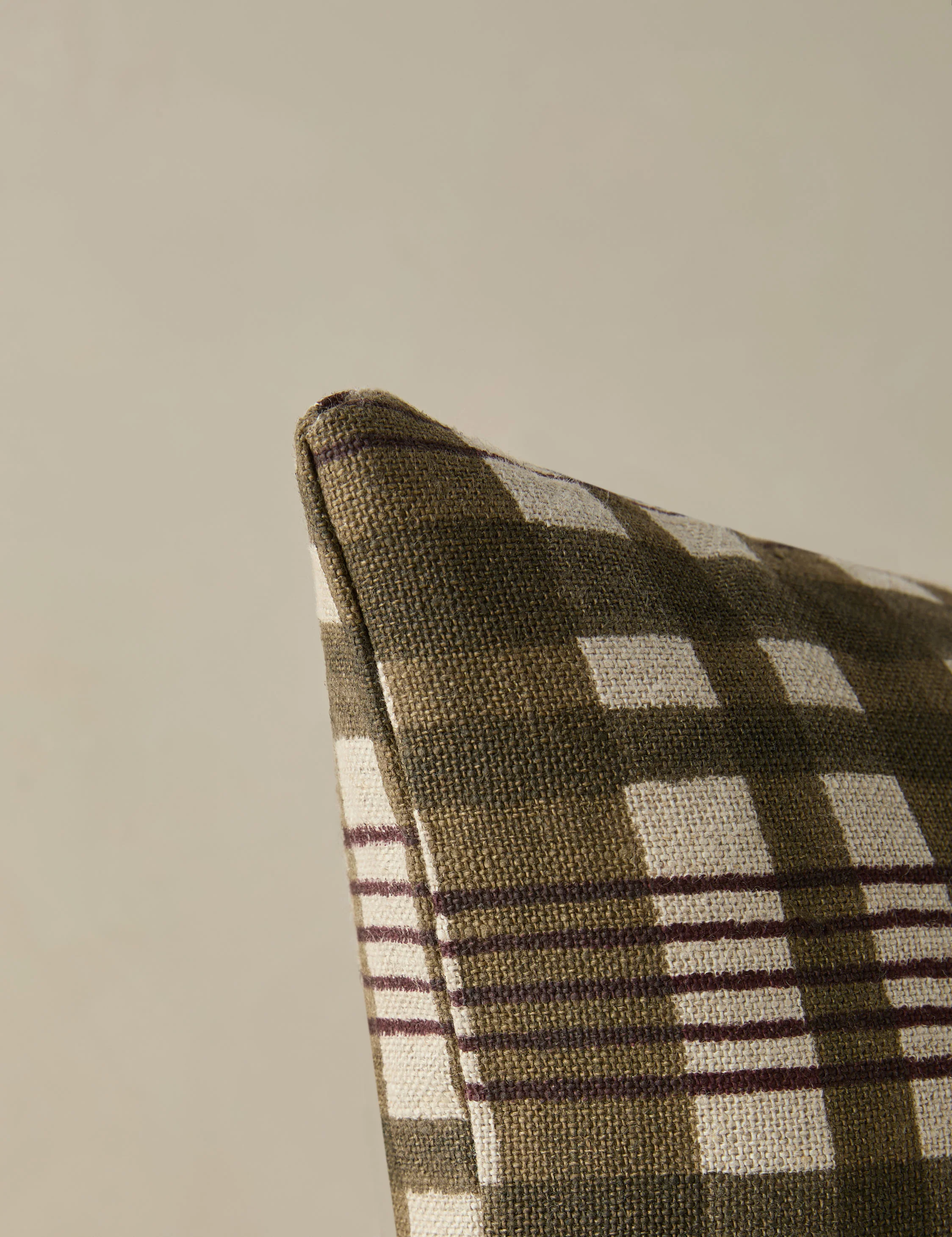 Musetta Linen Pillow - Image 5