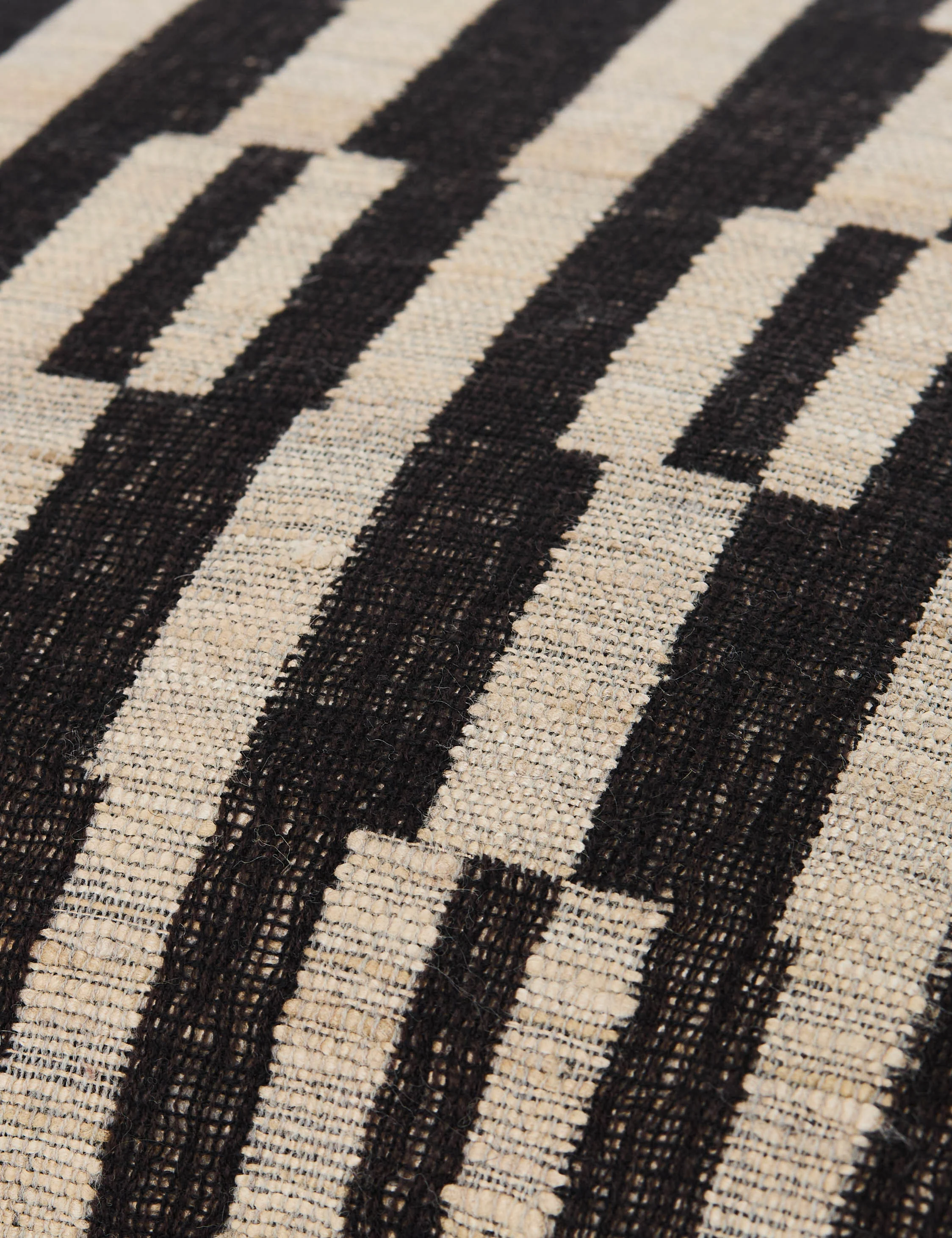 Narin Pillow - Image 4