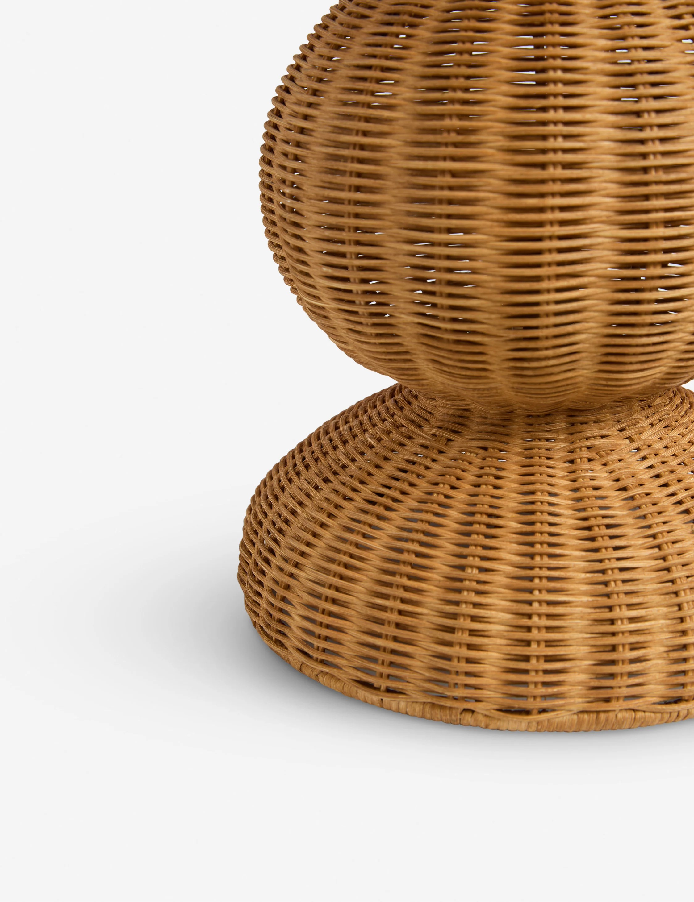 Olivera Table Lamp - Image 4