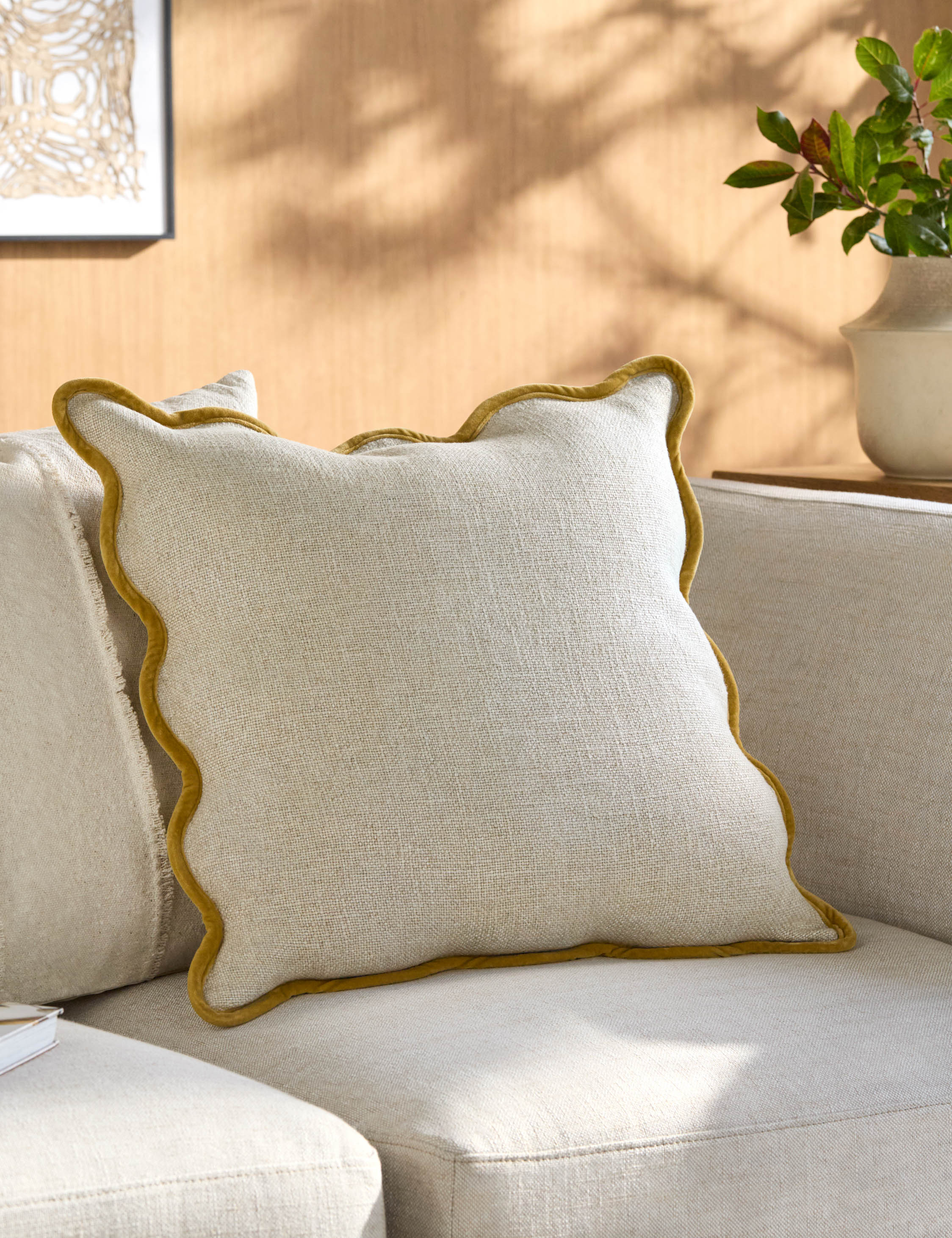 Plaza Pillow - Image 6