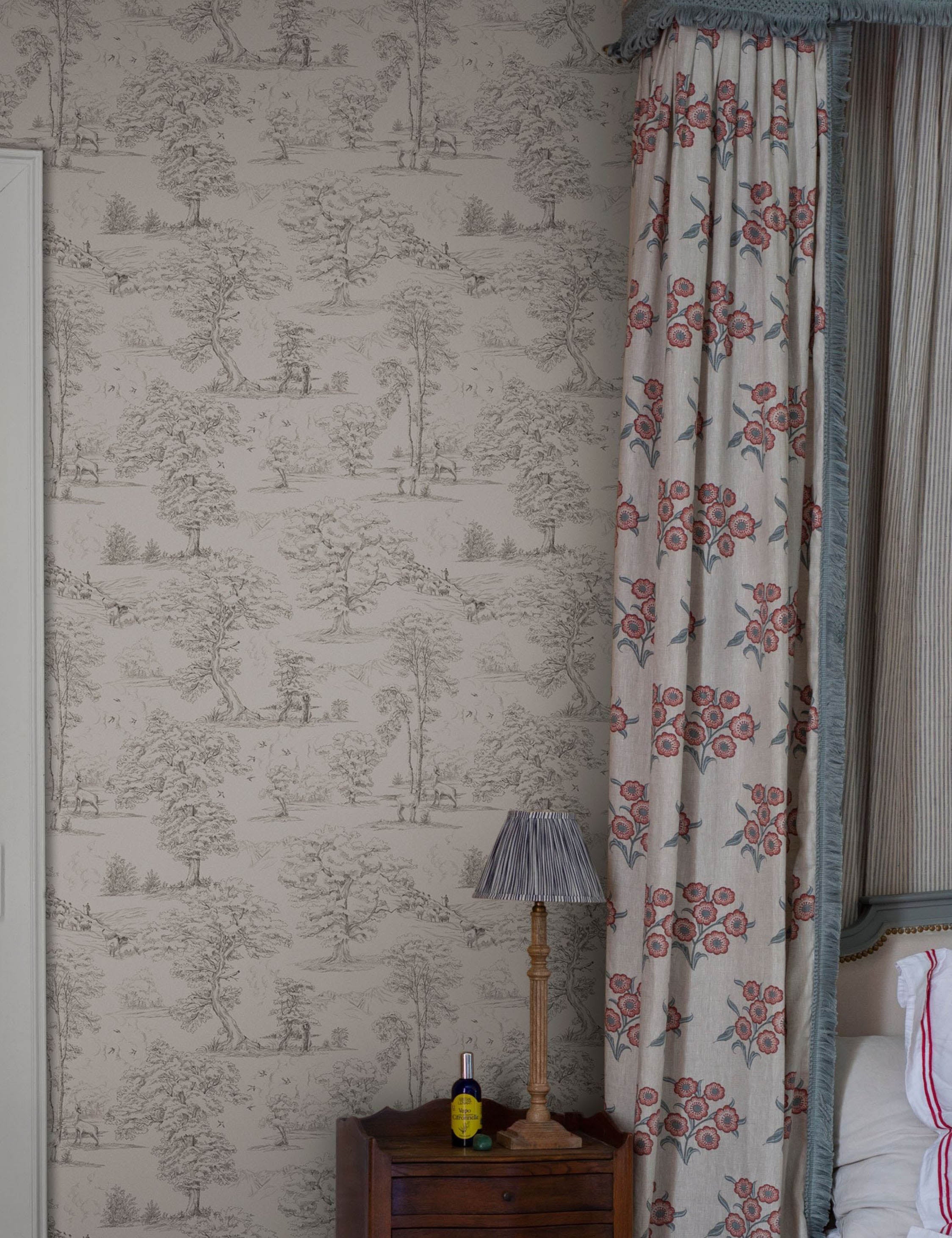 Scalamandre Montfort Wallpaper by Sandberg - Image 9