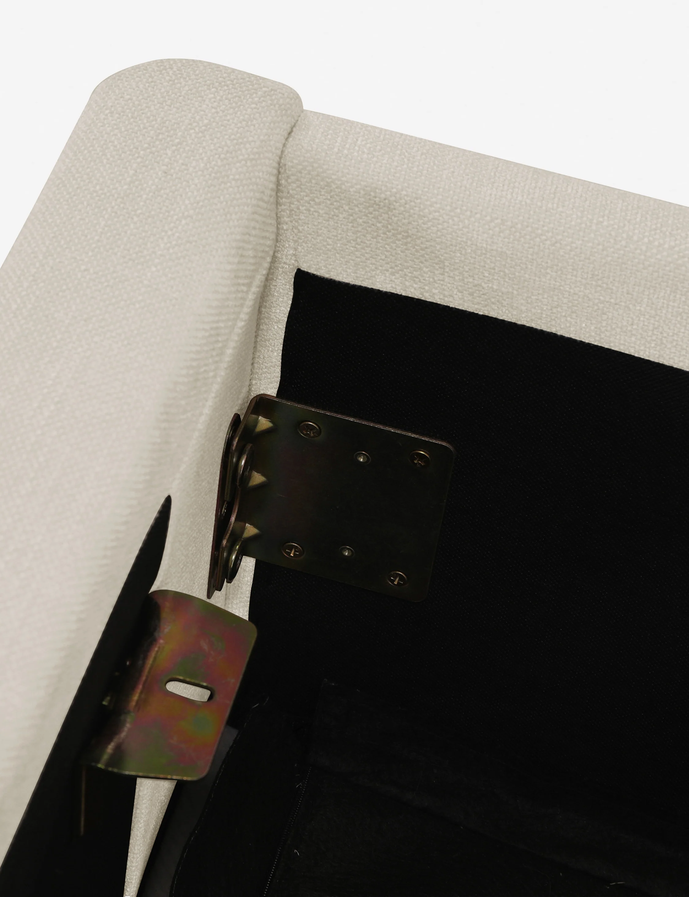 Shara Storage Bed - Image 43