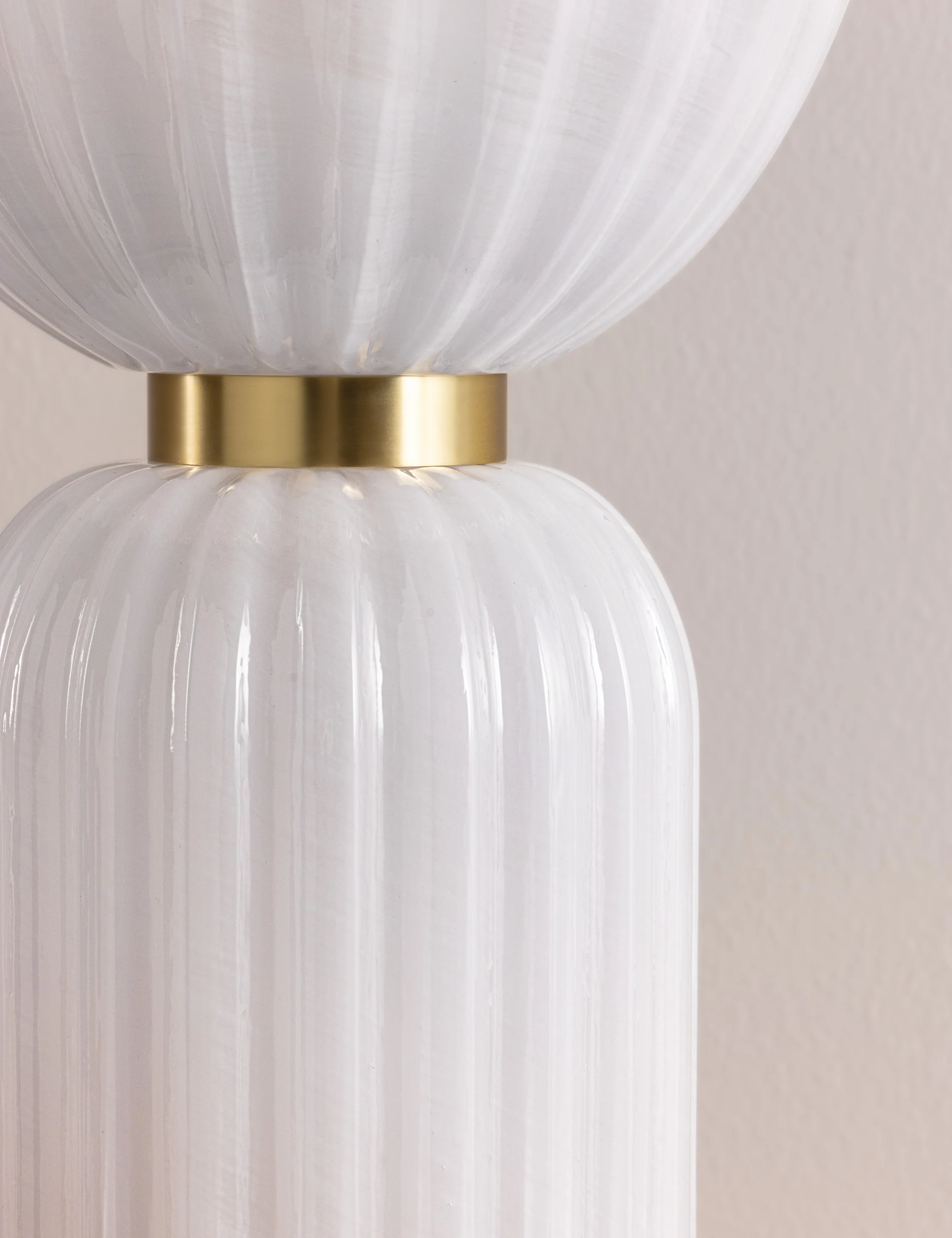 Sopra Table Lamp - Image 4