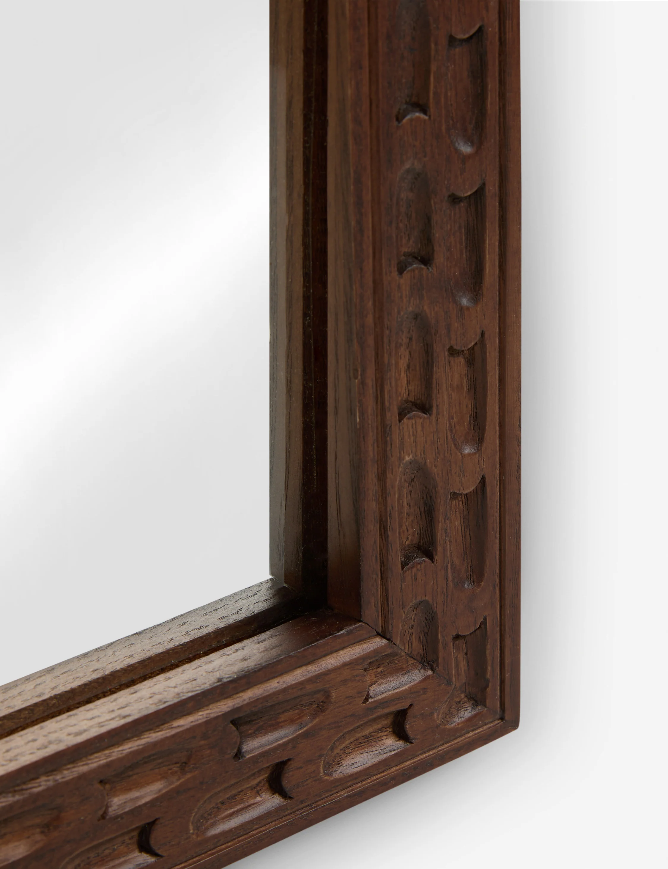 Witt Mirror by Heidi Caillier - Image 3